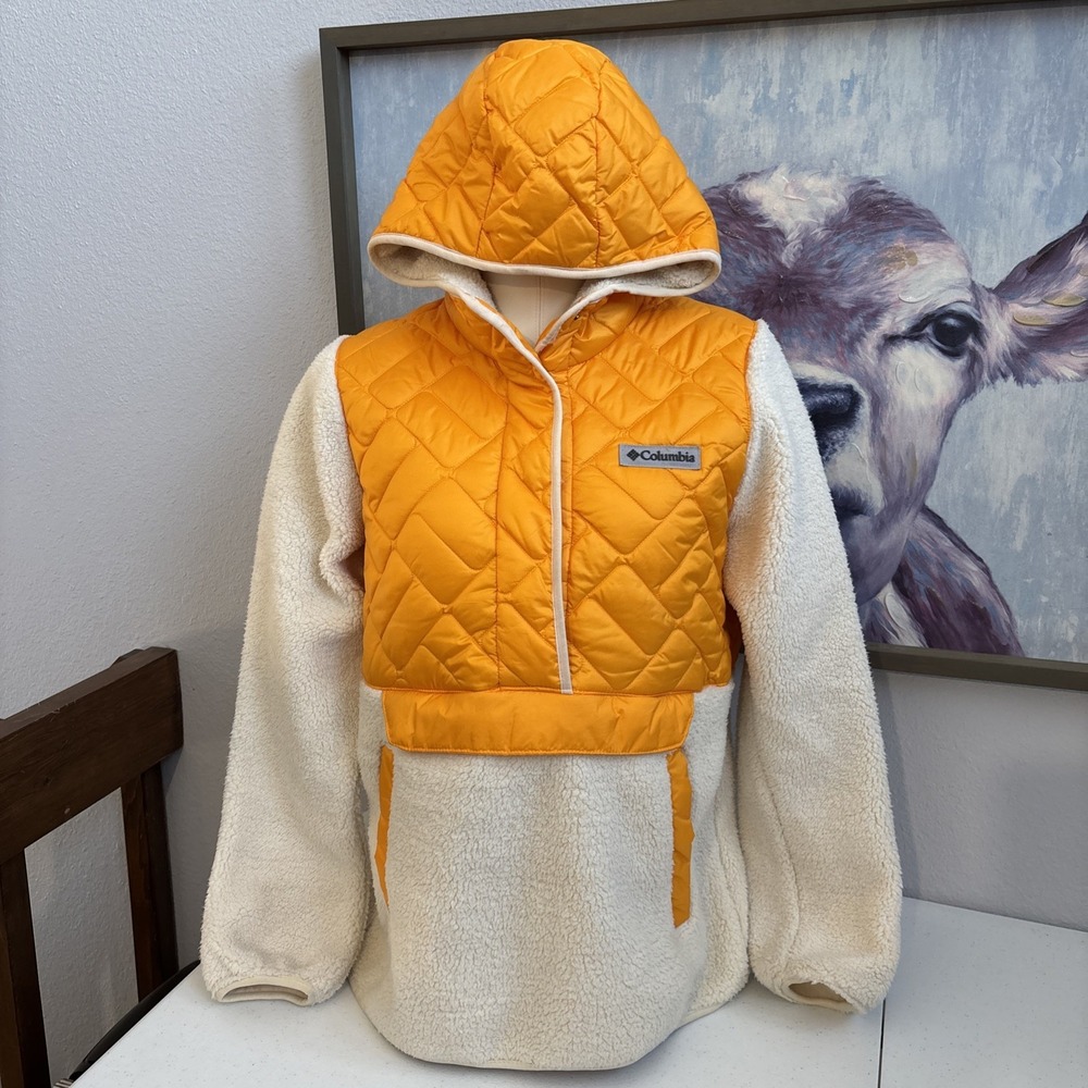 Columbia Women's Small Orange Cream Teddy Fleece Quilted Retro Hooded Sweatshirt